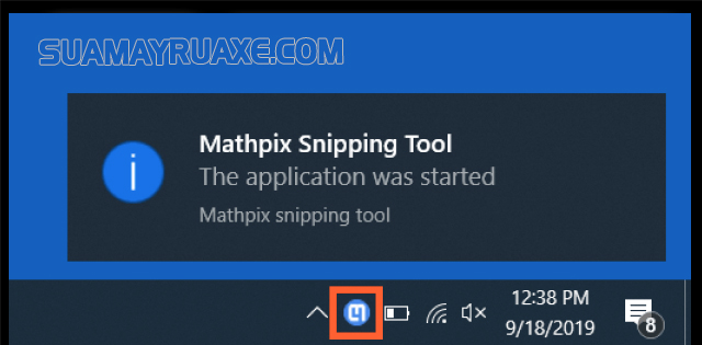 Icon của phần mềm Mathpix Snipping Tool nằm ở khay hệ thống máy tính